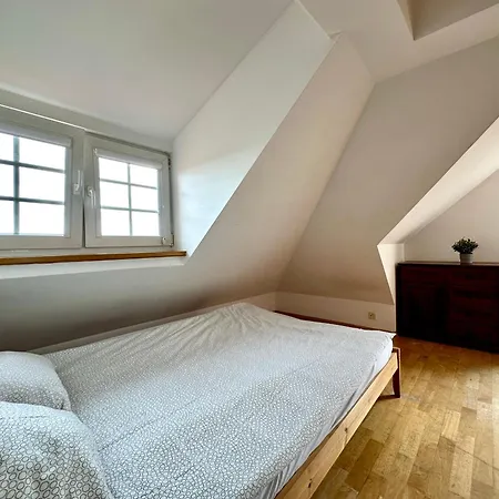 Проживание в семье Przy Skm Wyscigi *