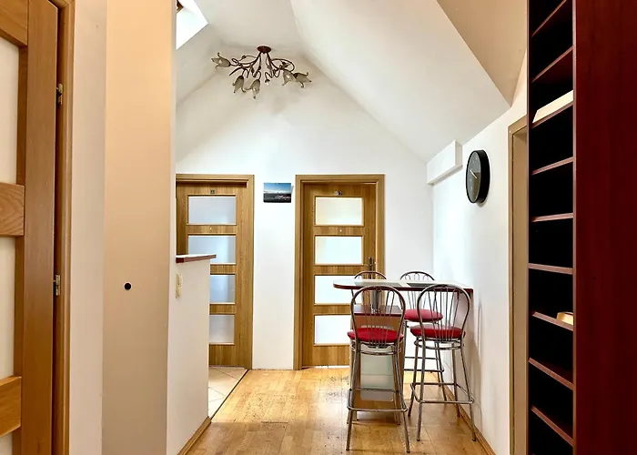 Przy Skm Wyscigi Проживание в семье *